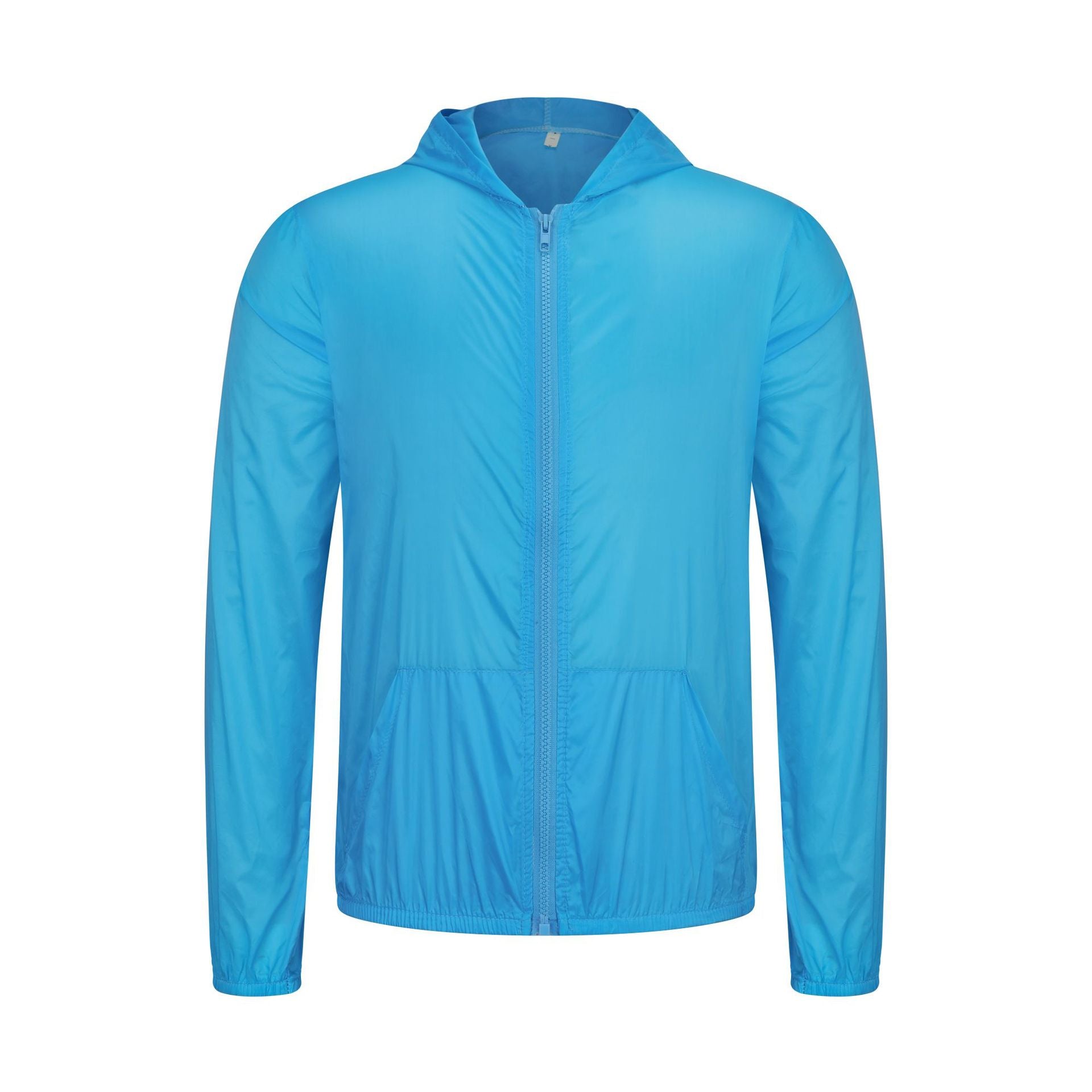 Mist Azur Travel clothing contained in a package comprising reversible jackets